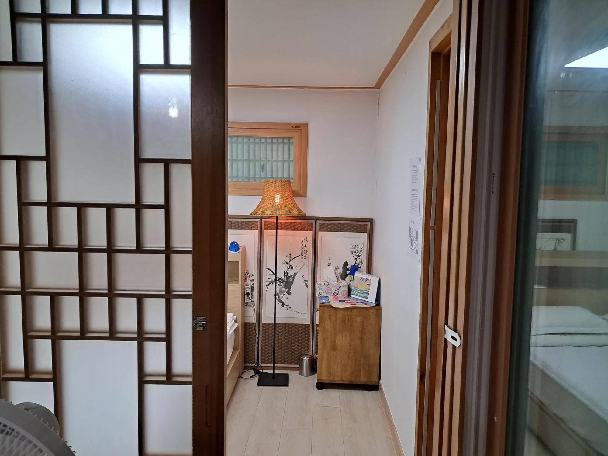 Hanok Guesthouse Nuha Seoul Exteriör bild