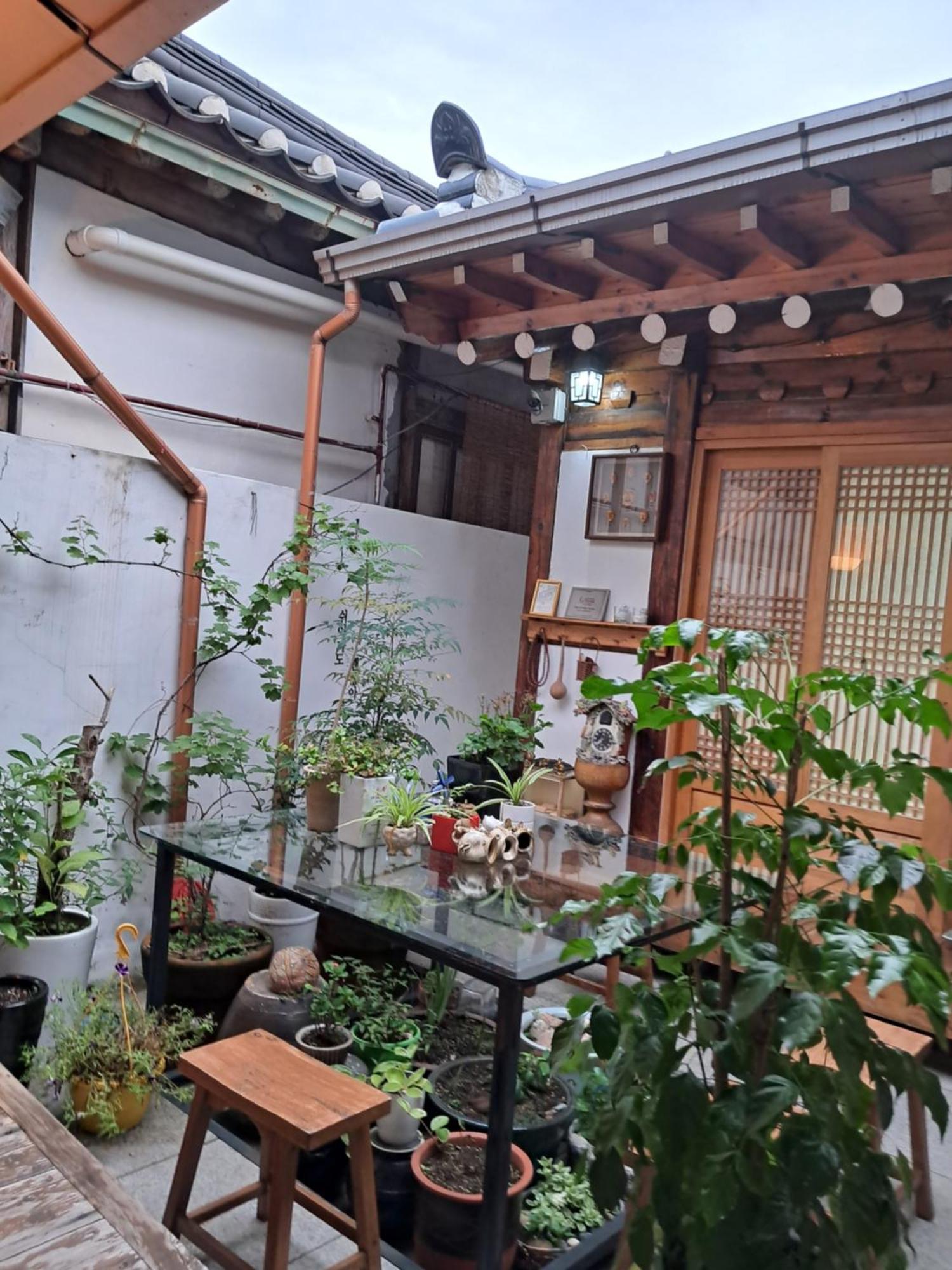 Hanok Guesthouse Nuha Seoul Exteriör bild